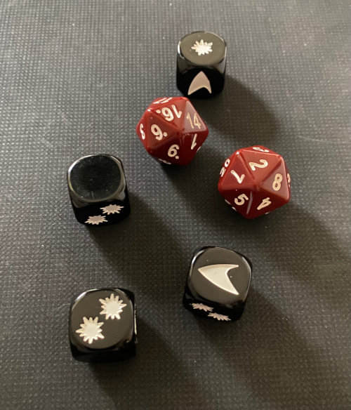 image: Dice 2 d20 4 d6